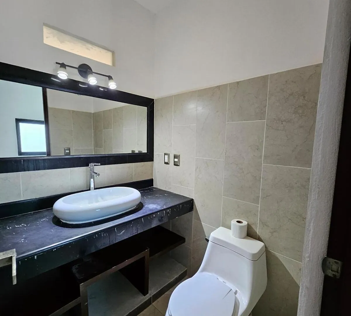 Live The Beach Life Luxury, Location And Total Comfort Playa del Carmen